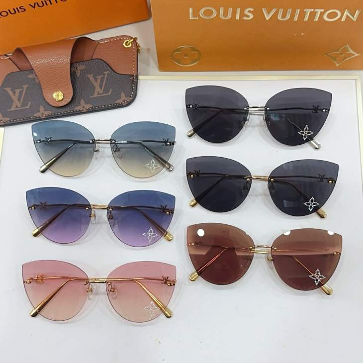 Picture of Louis Vuitton Sunglasses _SKUfw75015609fw